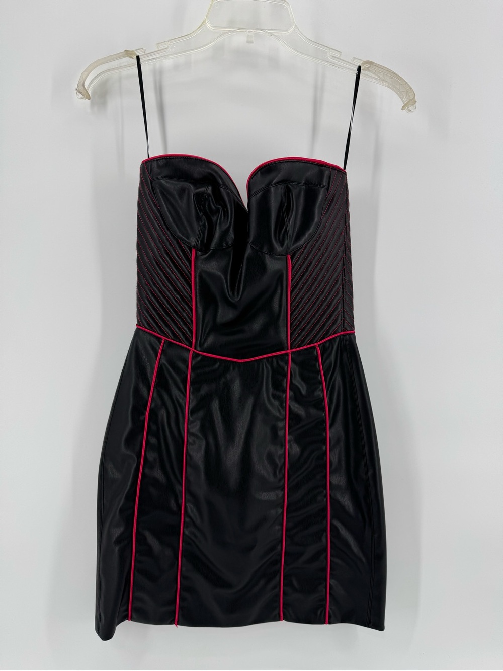 ⚙️ 3For$30 ⚙️ Zara Black Mini Dress with Pink Piping